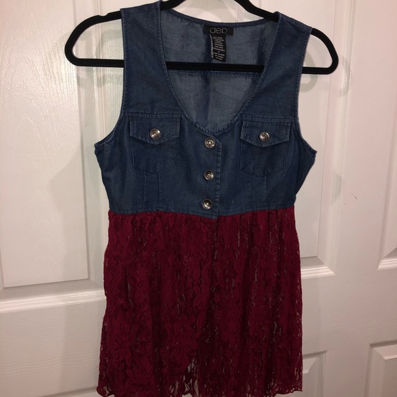 Lace Bottom Tank Top - Picture 2 of 10